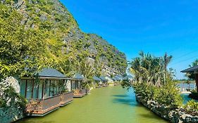 Athena Premier Resort Ninh Bình